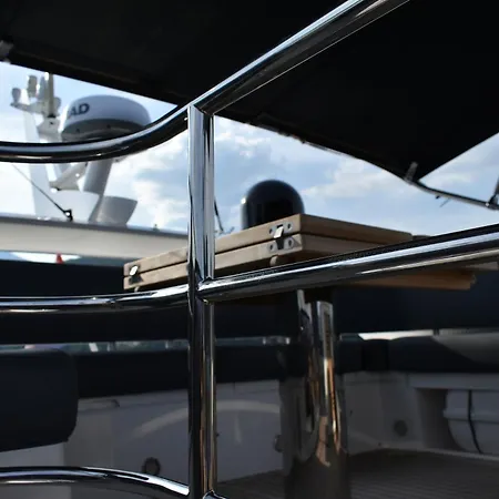 Motor Yacht Sunseeker Manhattan 52