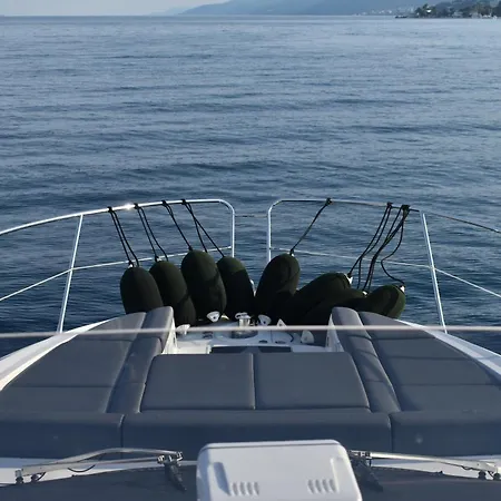 Motor Yacht Sunseeker Manhattan 52